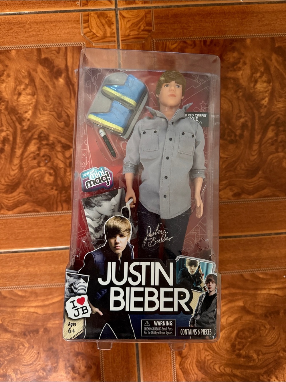 Justin Bieber Doll with Light Blue and Yellow shoes and microphone